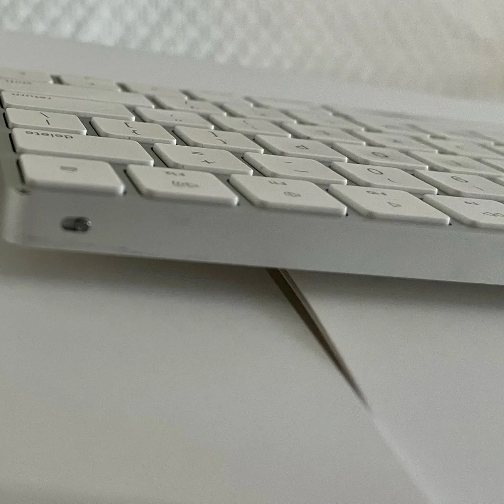 Apple Wireless Keyboard